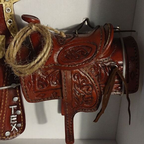 New Dillards Western Christmas Ornaments (Set of 2) - Picture 2 of 6